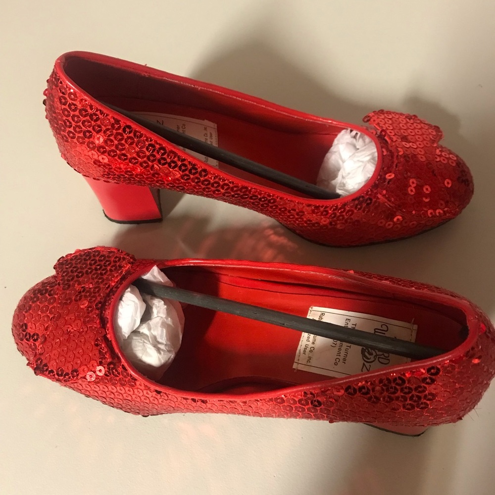 Ruby Red Shoes 👠